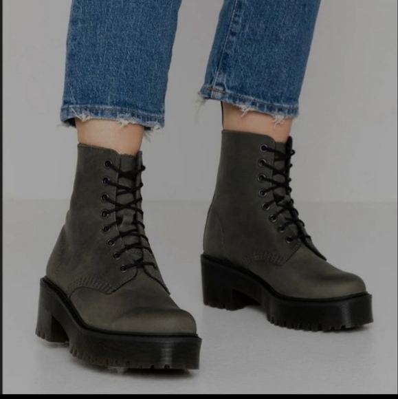 DR. MARTENS SHRIVER HI MOLDOVA BOOTS - Picture 2 of 16